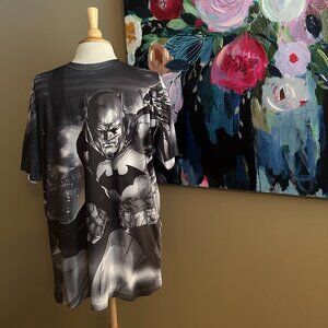 Batman Graphic All Over Print Tee Shirt Size L